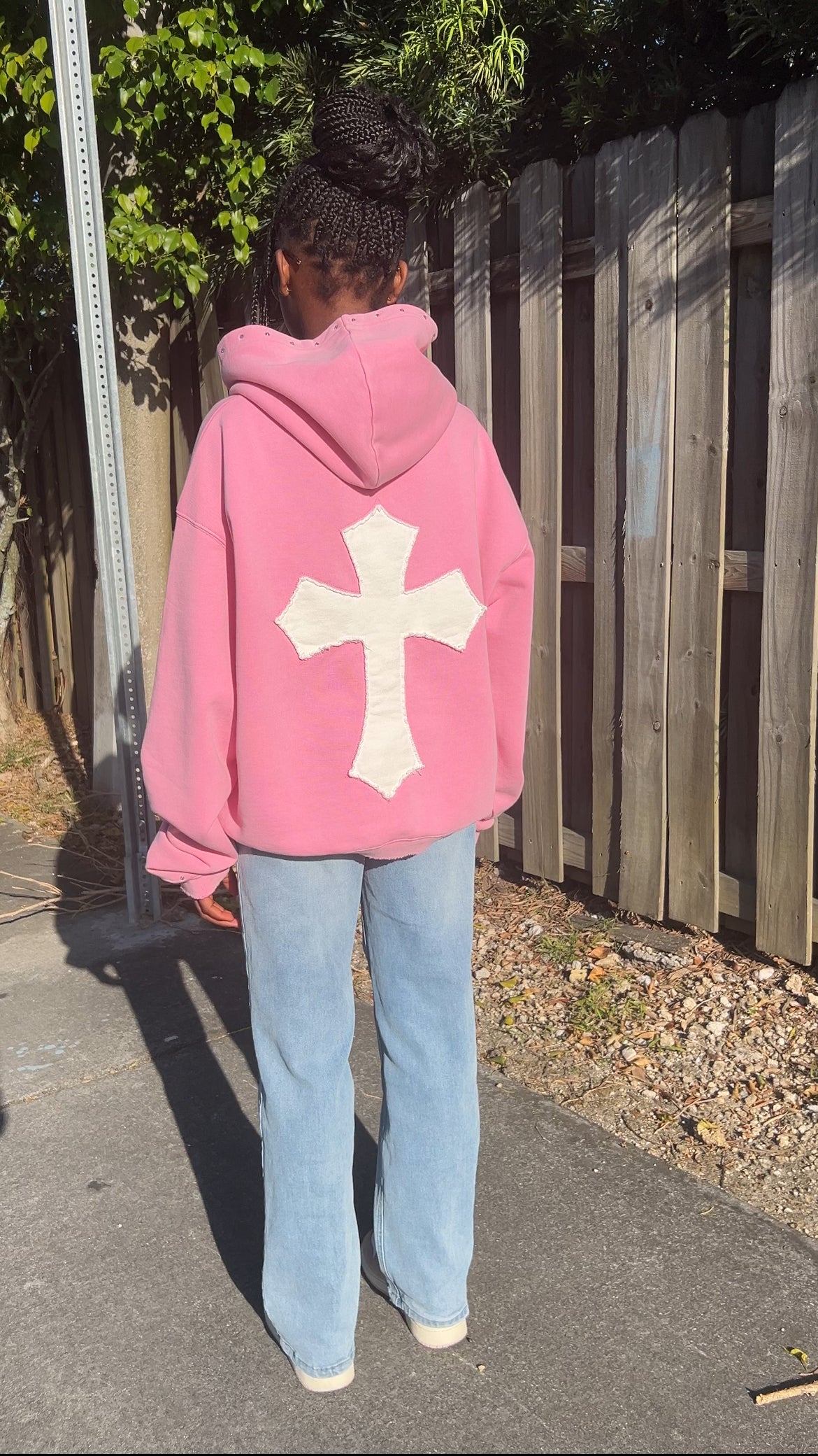 MRCYRBRN RHINESTONE PULLOVER HOODIE PINK