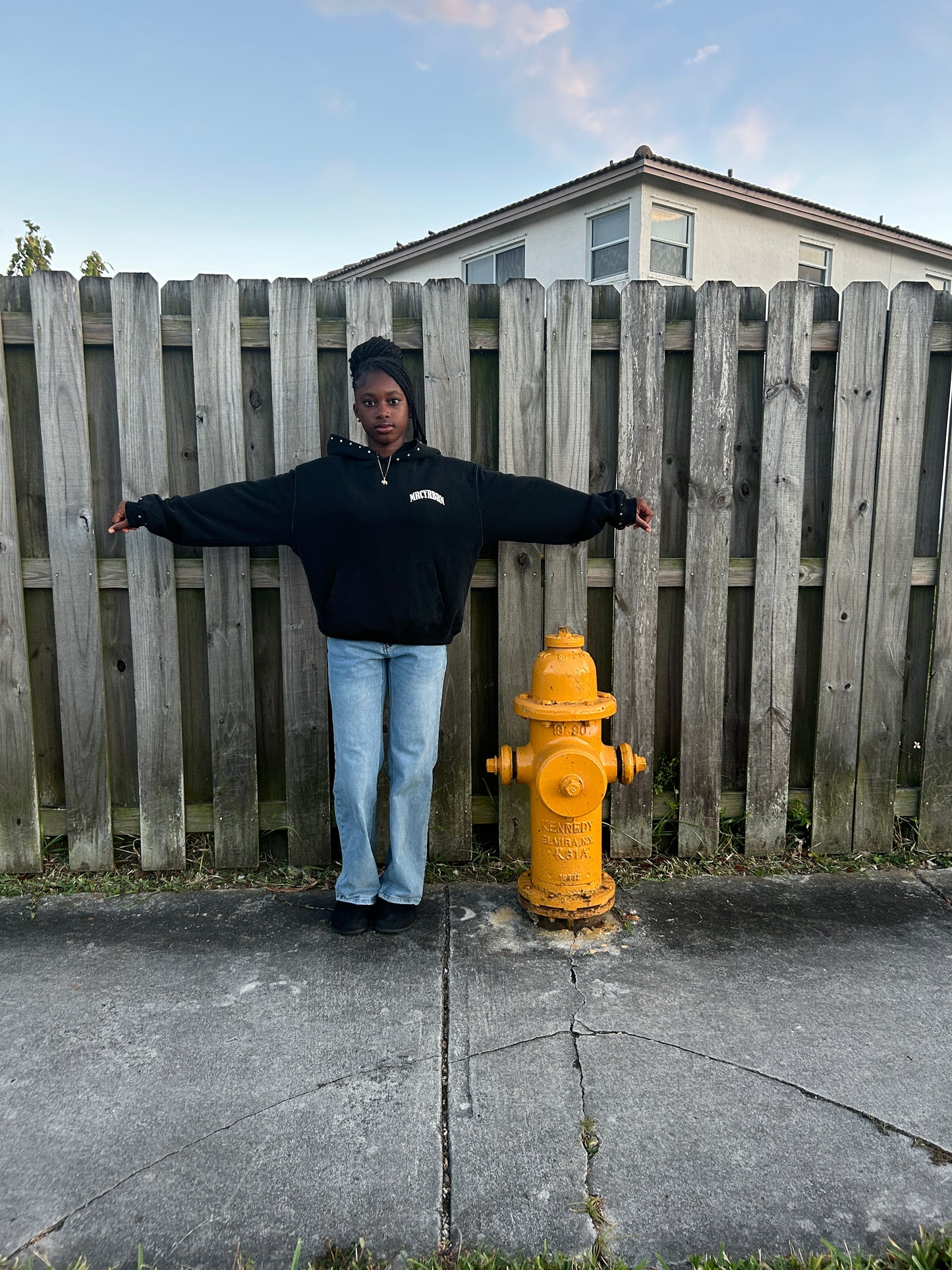 MRCYRBRN RHINESTONE PULLOVER HOODIE BLACK